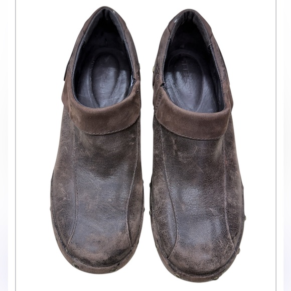 NEW Merrell Luxe Espresso Brown Leather Slip-On Studded Clog Shoe - Picture 3 of 9